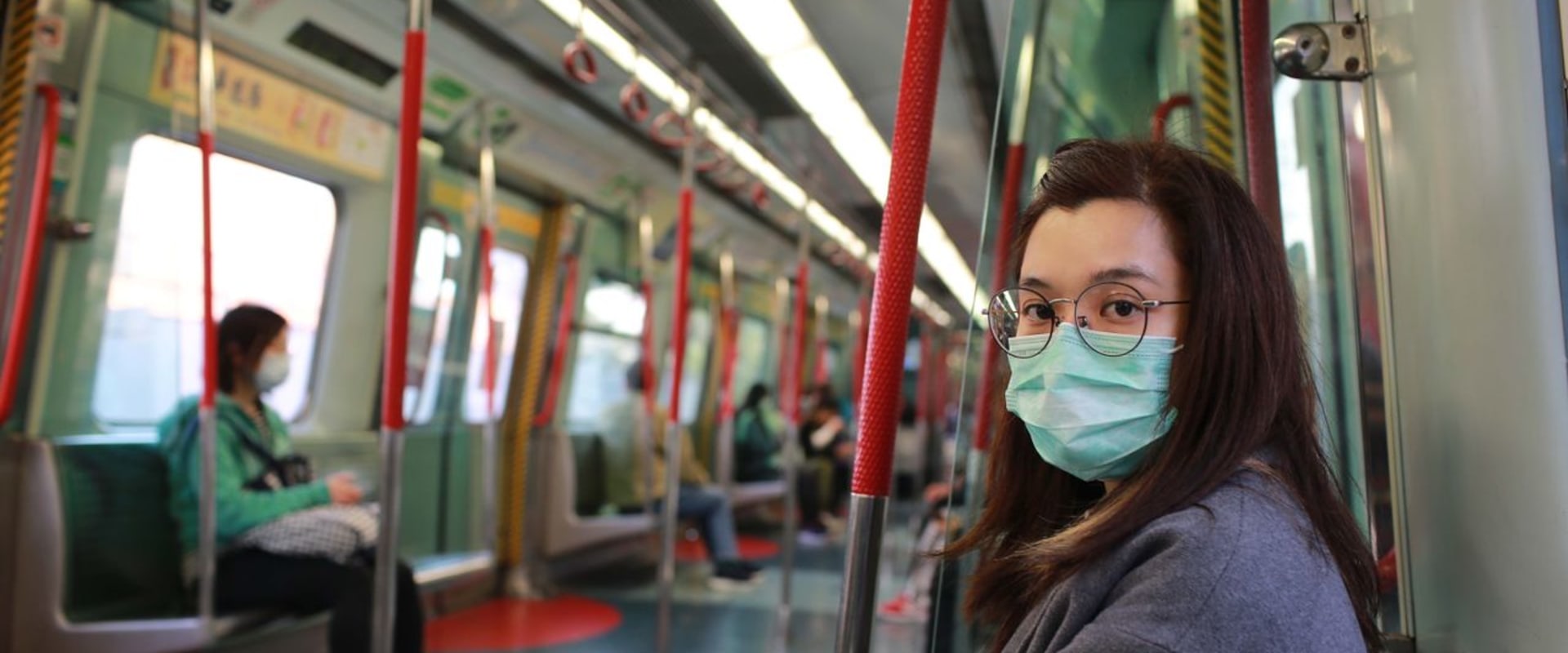 Tips for Dealing with Crowded Trains or Buses