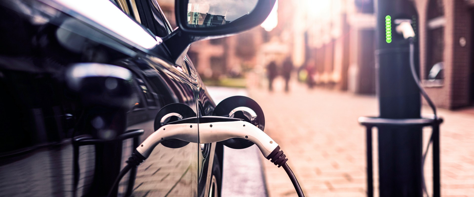 Avoiding Unnecessary Transfers for Efficient Use of Public Transportation